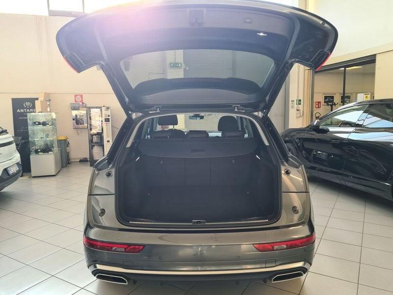 Audi Q5 Q5 35 2.0 tdi mhev 12V S line s-tronic