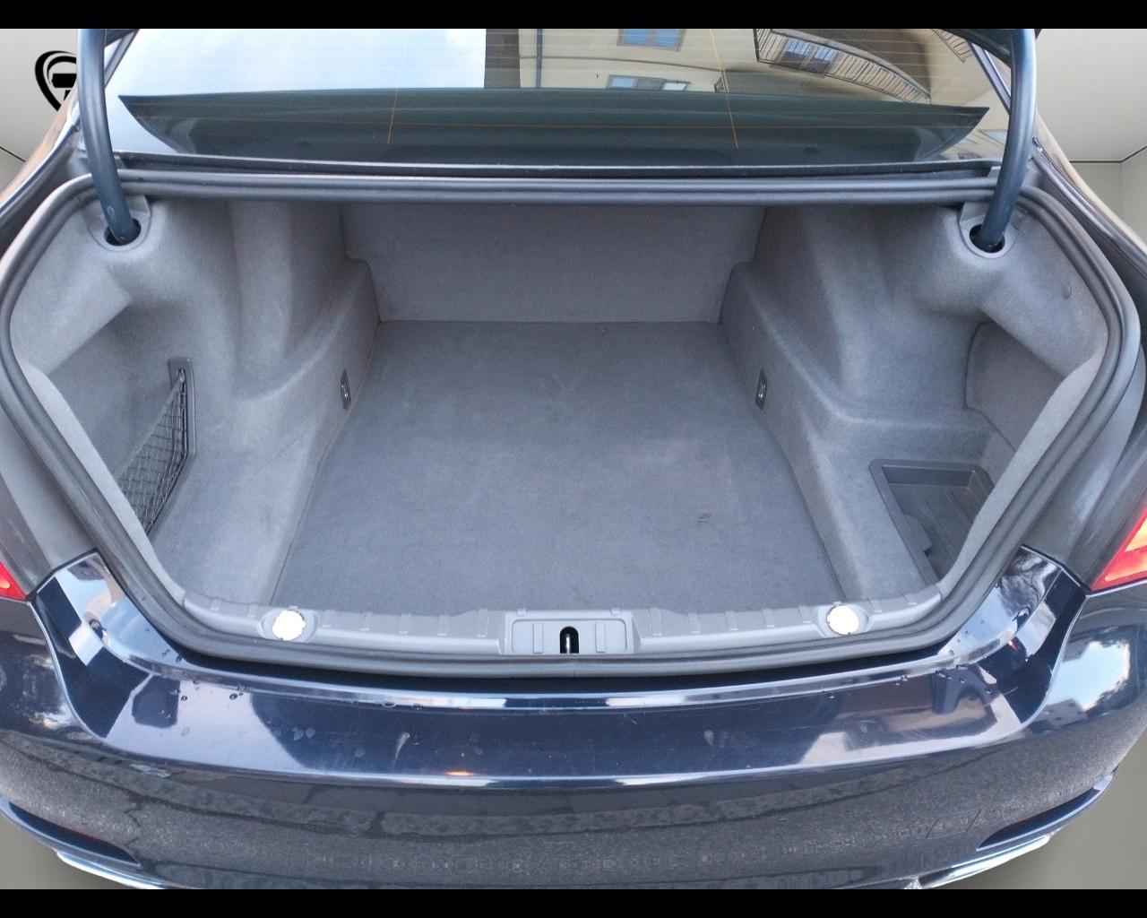 BMW Serie 7 (F01/02/04) 730d Futura