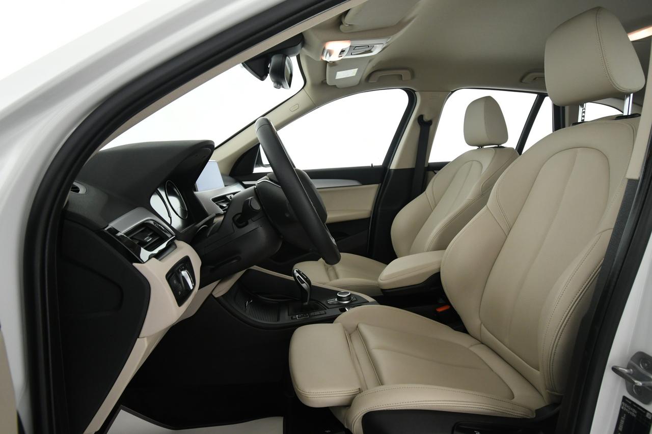 BMW X1 sdrive20d Business Advantage auto PELLE+FULL LED+C19"