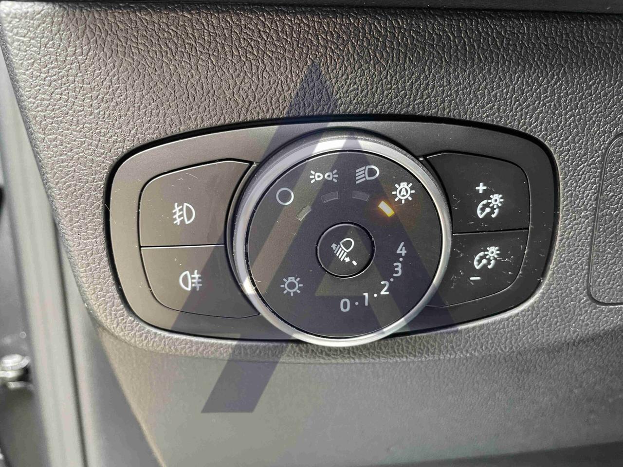 Ford Focus 1.0 EcoBoost Hybrid 125 CV SW Active