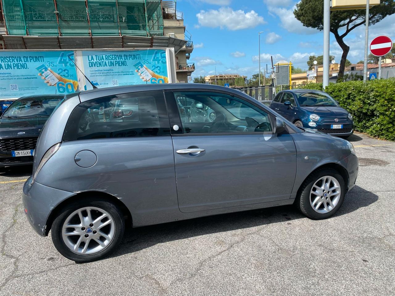 Lancia Ypsilon 1.4 Argento Ecochic GPL