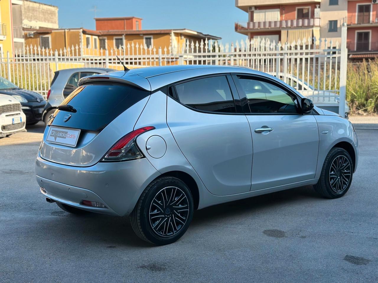 Lancia Ypsilon 1.2 69 CV 5 porte GPL Gold