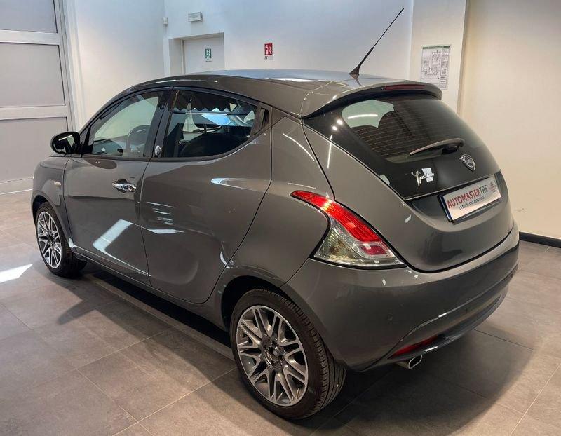 Lancia Ypsilon Ypsilon 0.9 TwinAir 5 porte Metano Ecochic Platinum
