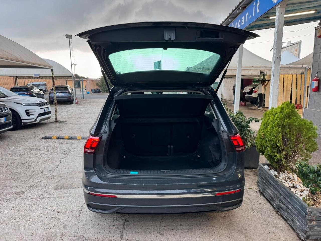 Volkswagen Tiguan 2.0 TDI 150 CV DSG IVA ESPOSTA