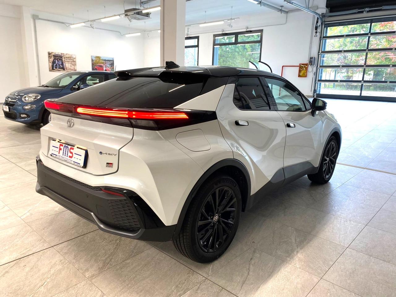 Toyota C-HR 2.0 PHEV GR Sport