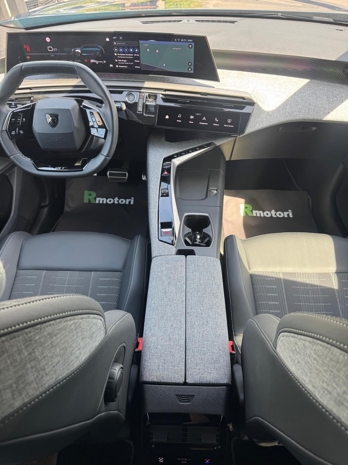 Peugeot 5008 Hybrid 145 e-DCS6 GT