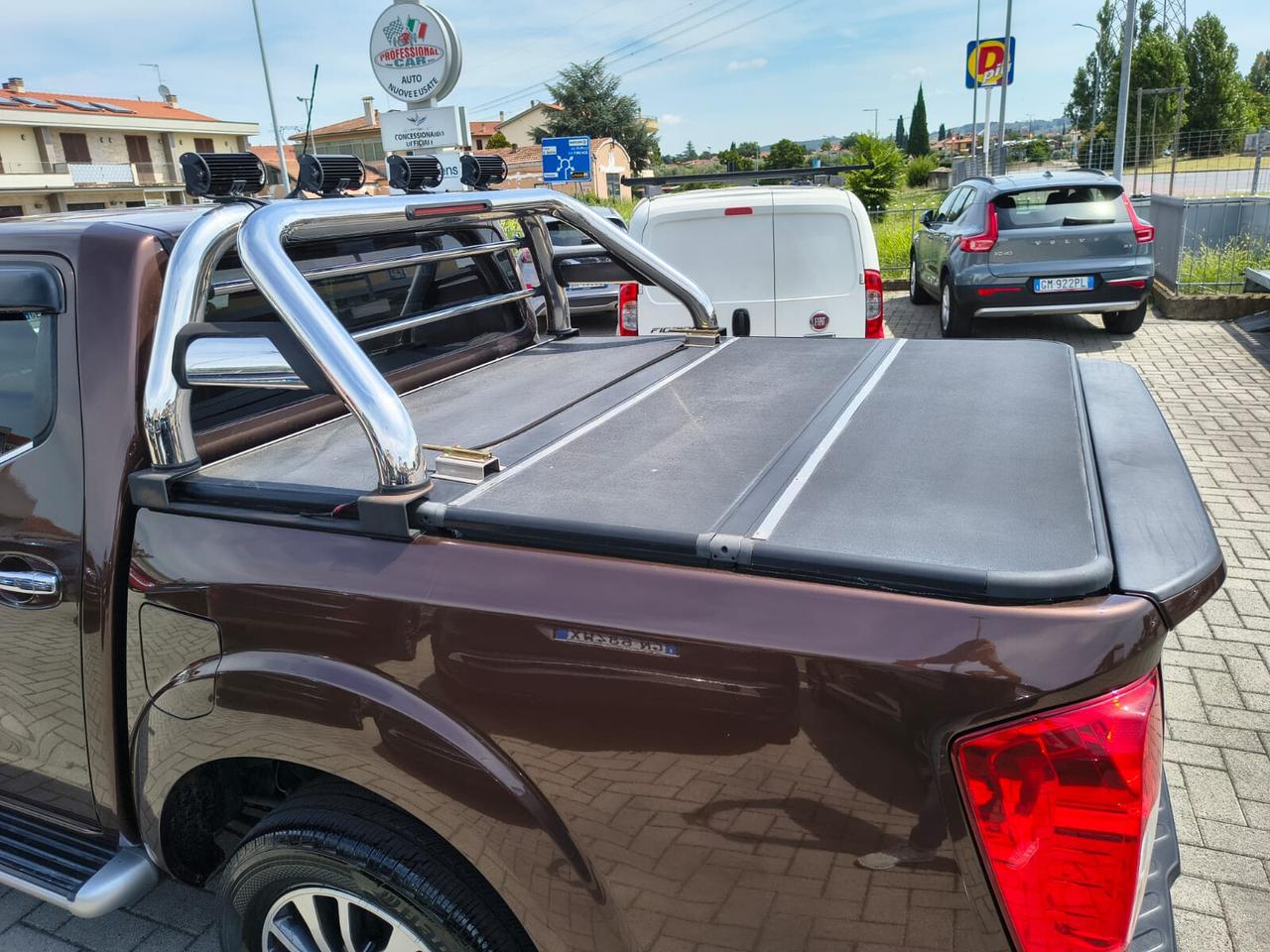 Nissan Navara 2.3 dCi 4WD Double Cab 190CV *5 POSTI*