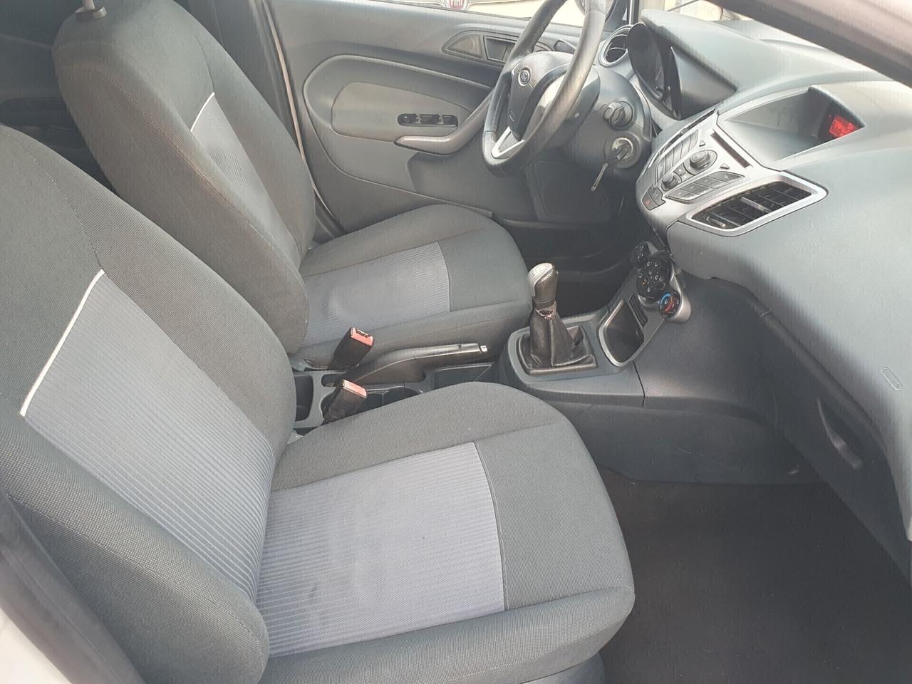 Ford Fiesta 1.4 TDCi 5p. Neopatentati 2010