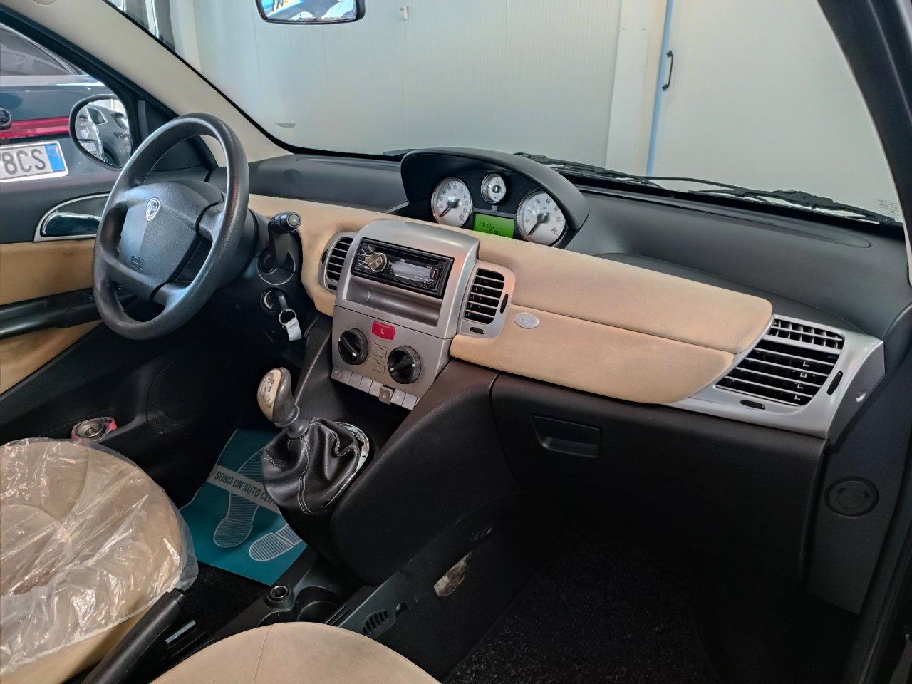 Lancia Ypsilon 3 Porte Ypsilon 1.4 8v Platinum ecochic Gpl
