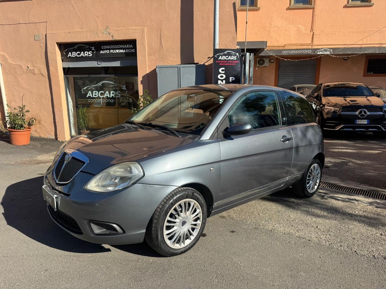 Lancia Ypsilon 1.2 Argento