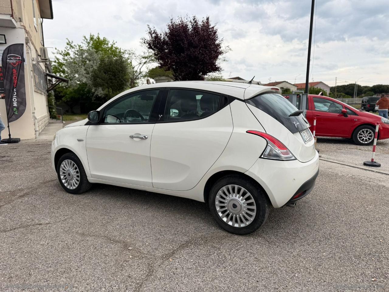 LANCIA Ypsilon 1.3 MJT 95 CV 5p. S&S Gold