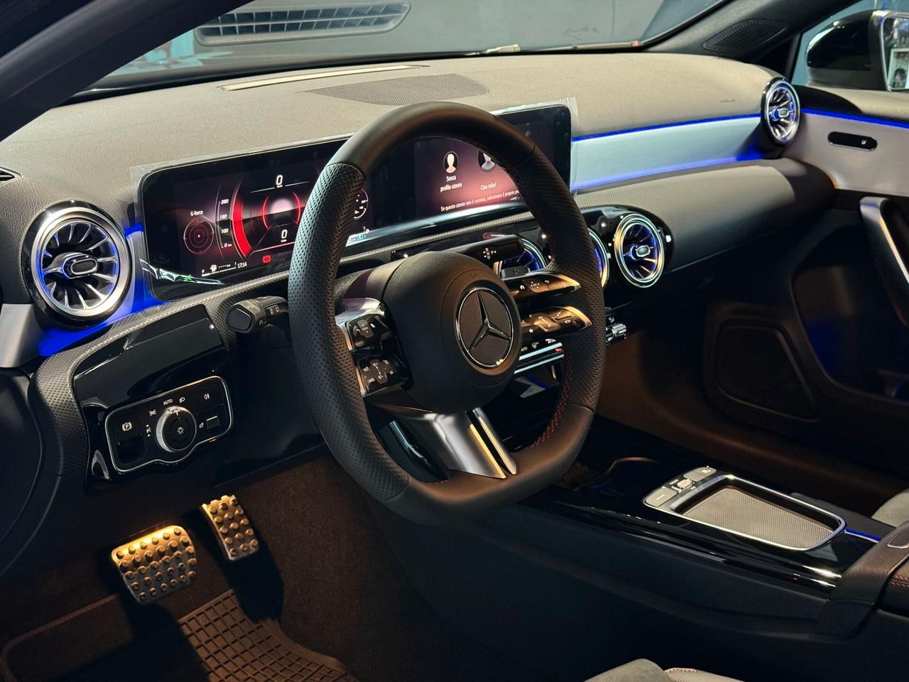 Mercedes-benz A 180 d Automatic AMG Line Premium Night Edition