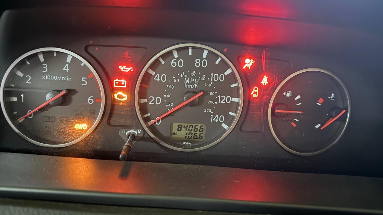 Nissan X-Trail 2.2 dCi Elegance Columbia GUIDA A DX