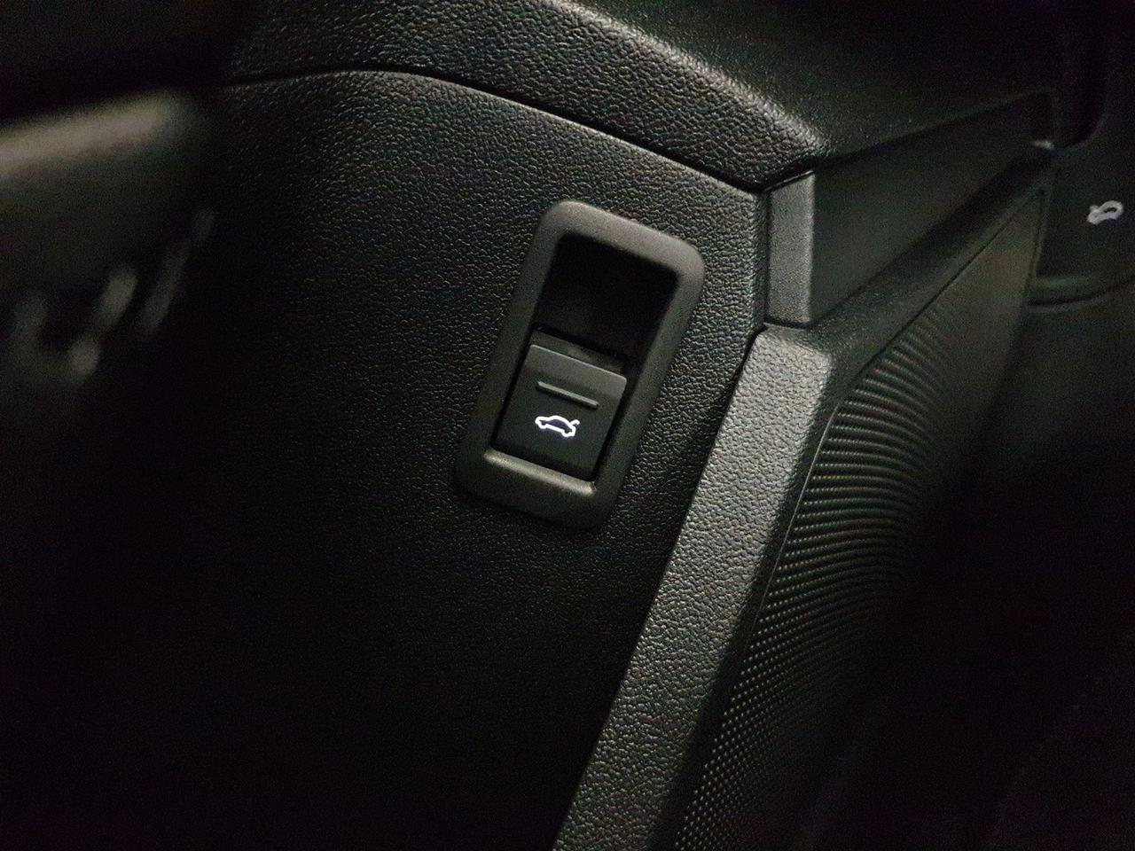 Sportback 30TDI 116CV S tronic Business Advanced