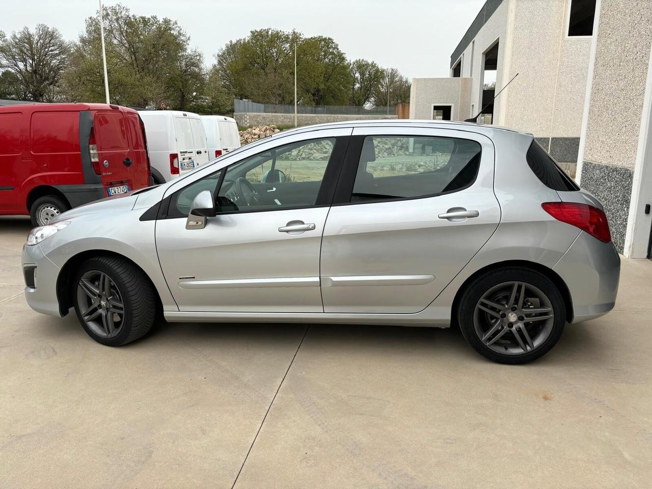 Peugeot 308 2.0 HDi 150CV 5p. Sport