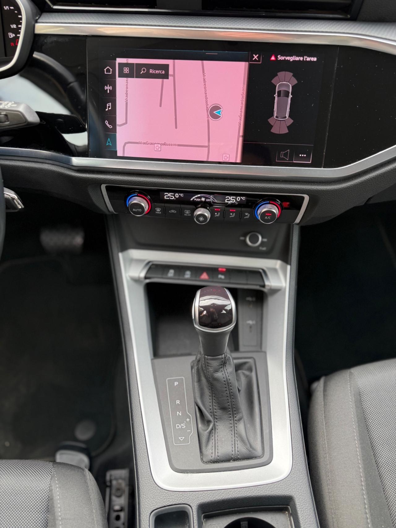 Audi Q3 35 TDI S tronic Business Advanced