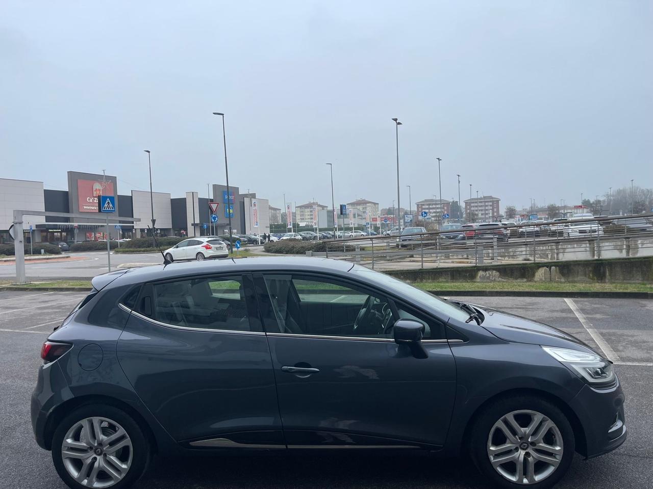 Renault Clio TCe 12V 90 CV Start&Stop 5 porte Energy duel