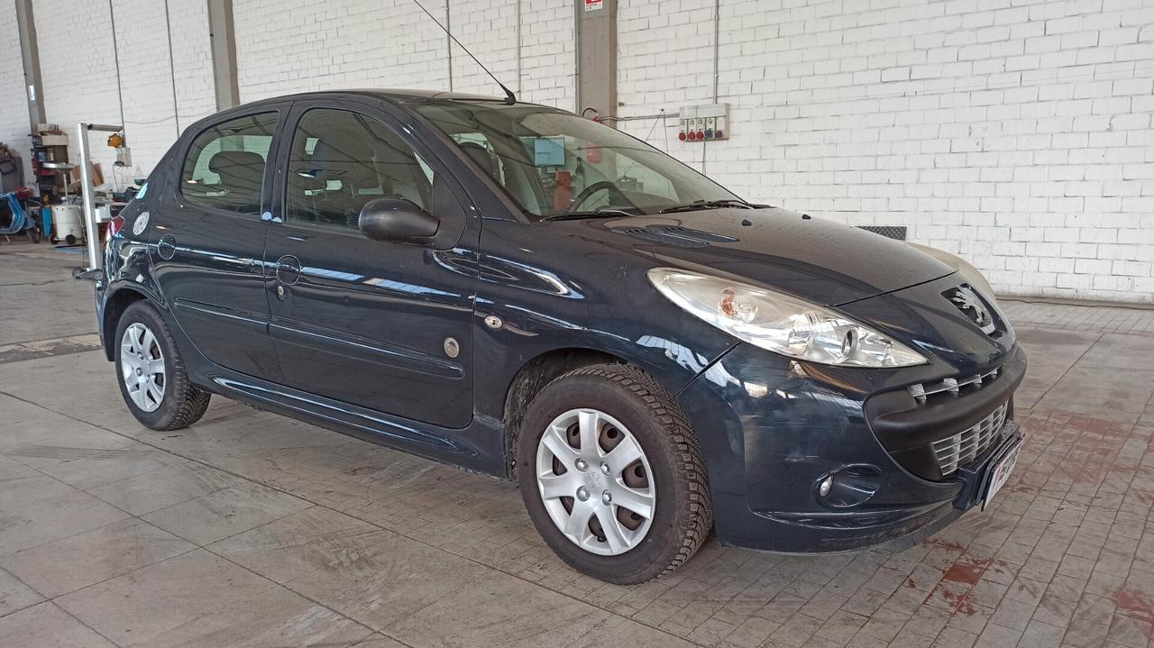 Peugeot 206 Plus GPL!