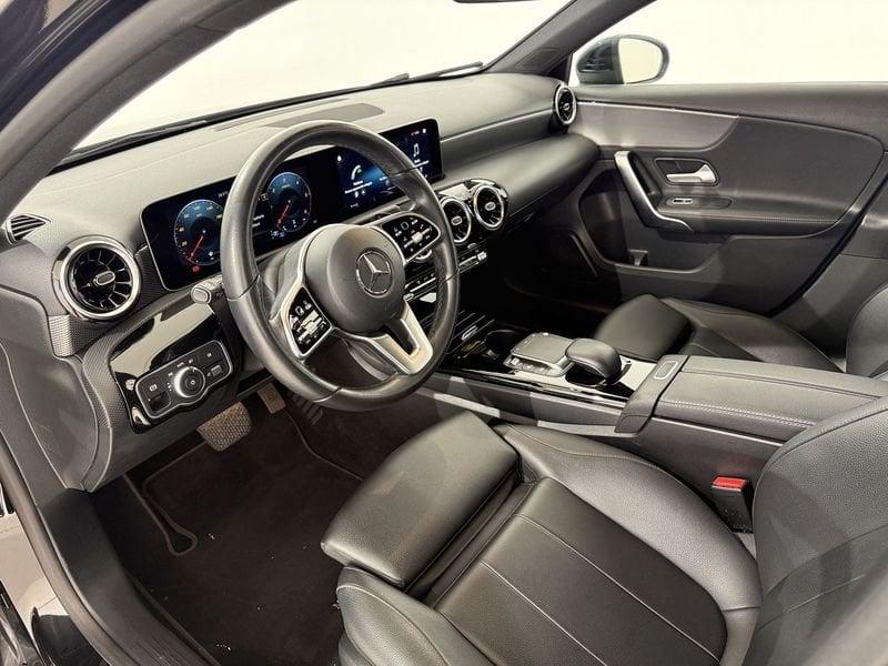 Mercedes-Benz Classe A A 180 d Sport auto