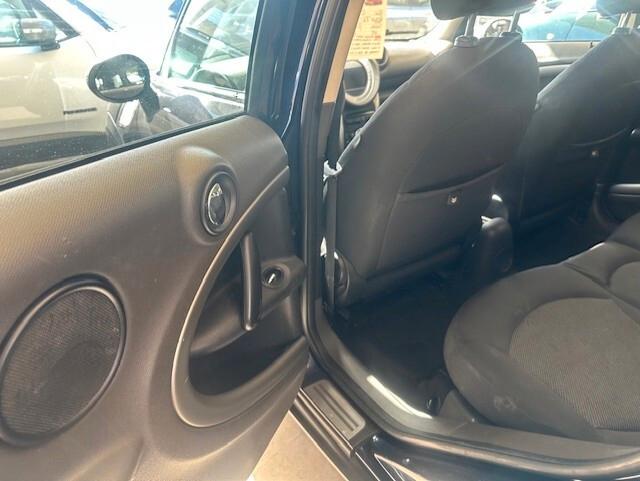 MINI COUNTRYMAN 1,6 DIESEL NAVIGATORE... FULL