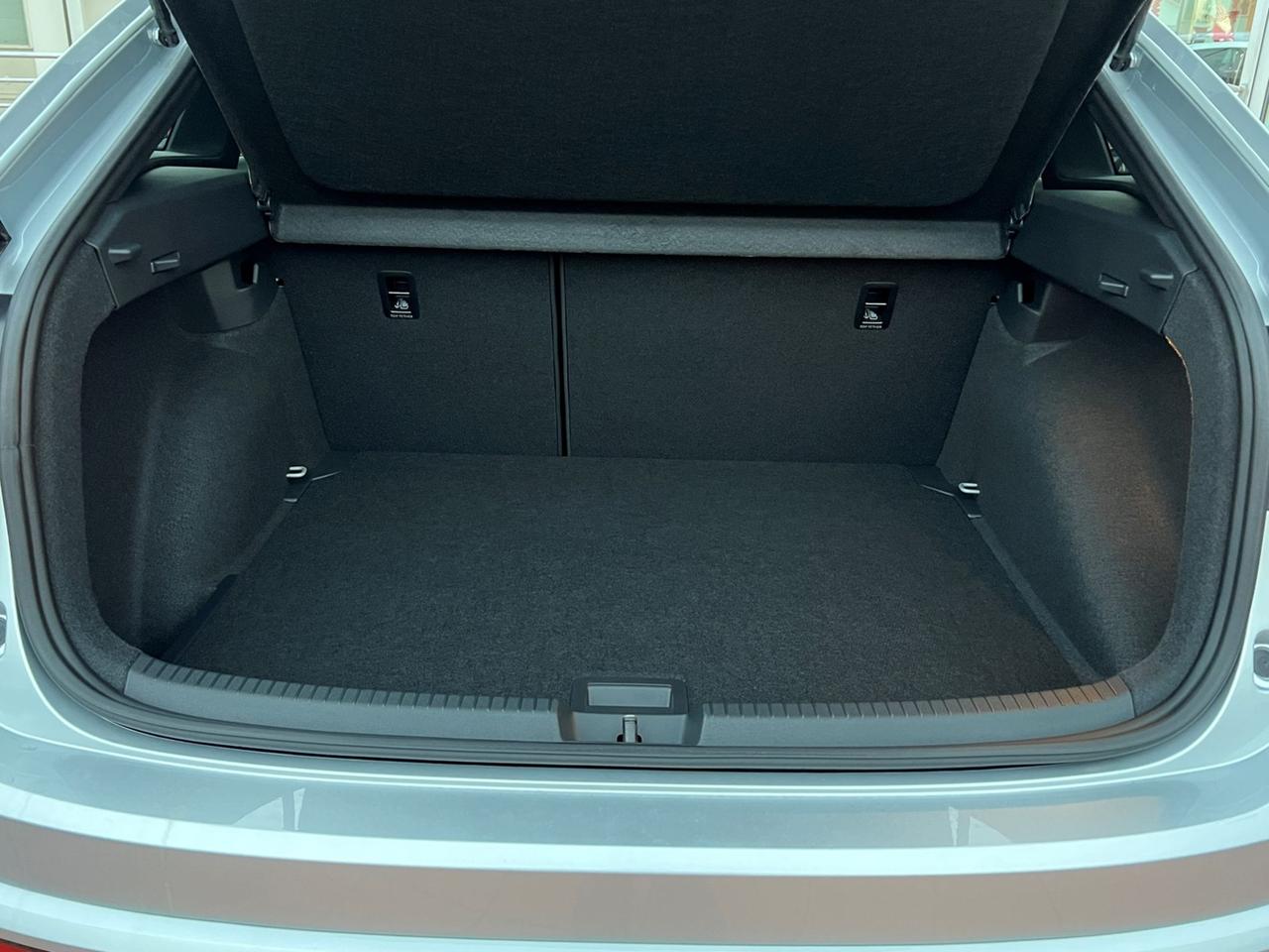 VOLKSWAGEN Taigo 1.0 tsi R-Line Plus 115cv