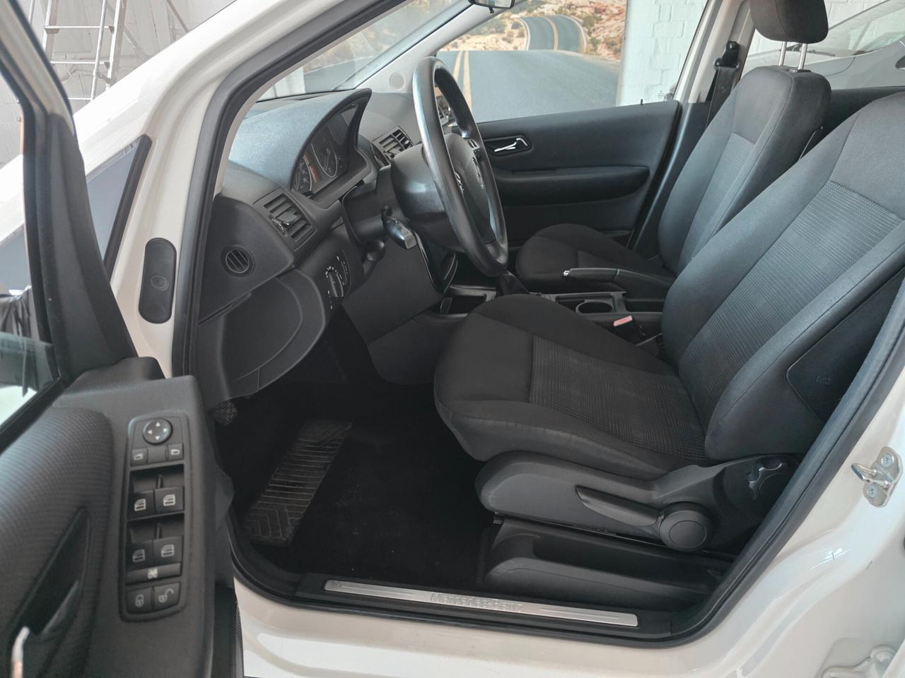 Mercedes-benz A 150 160 BlueEFFICIENCY Premium