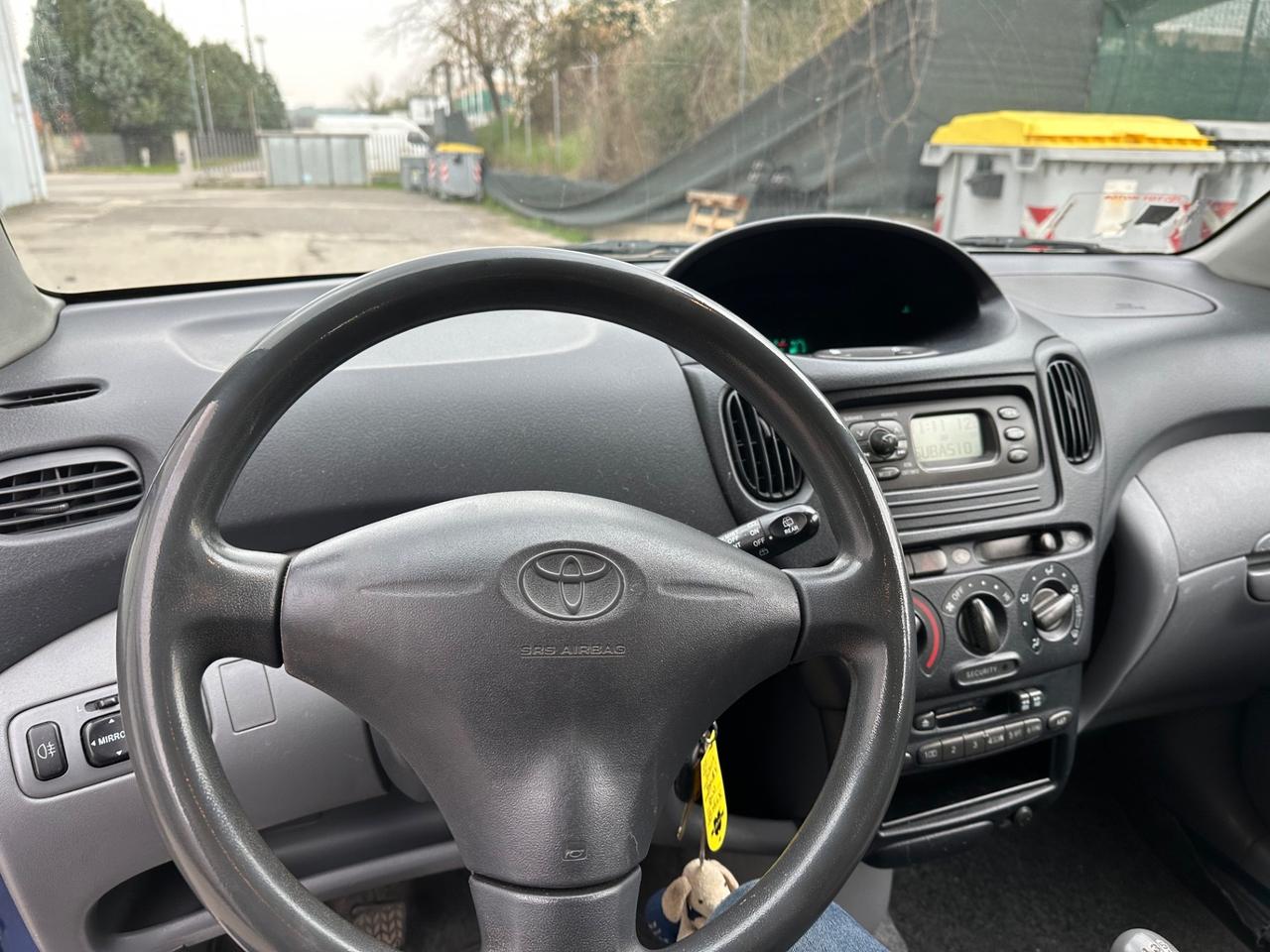 Toyota Yaris Verso 1.3i 16V cat Sol