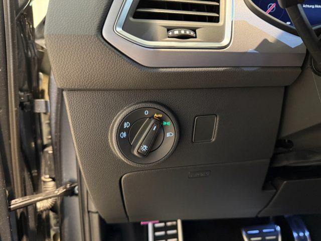 SEAT Ateca 2.0 TDI DSG FR 360° Pano 19" Navi Park Assist