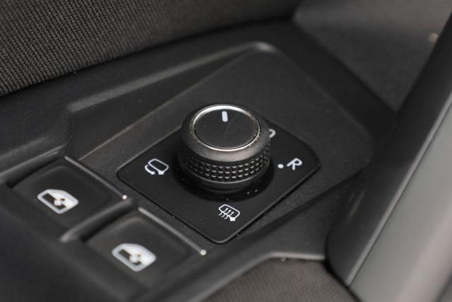 VOLKSWAGEN Tiguan 2.0 TDI SCR Life