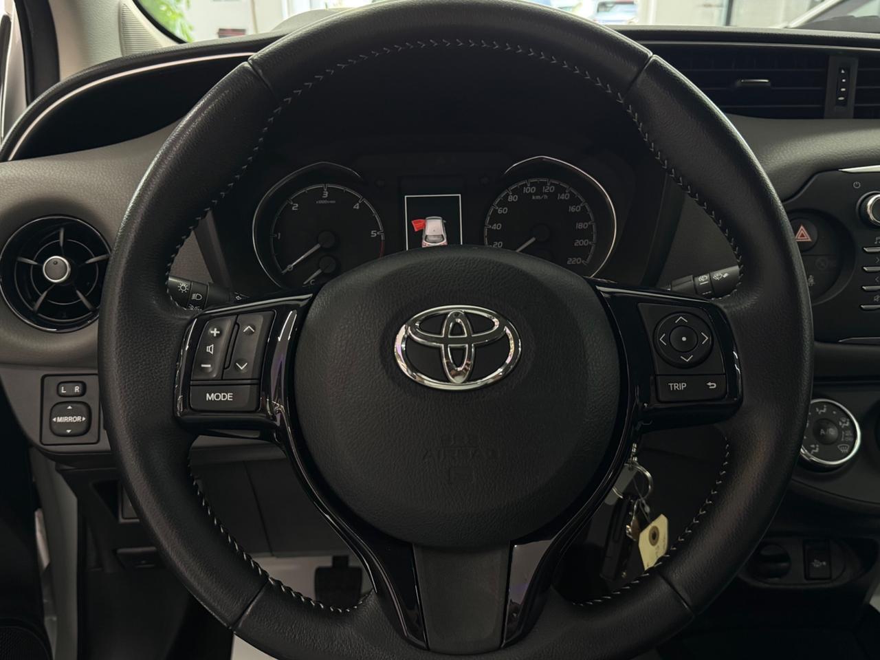 Toyota Yaris 1.4 Diesel Lounge Full Opt
