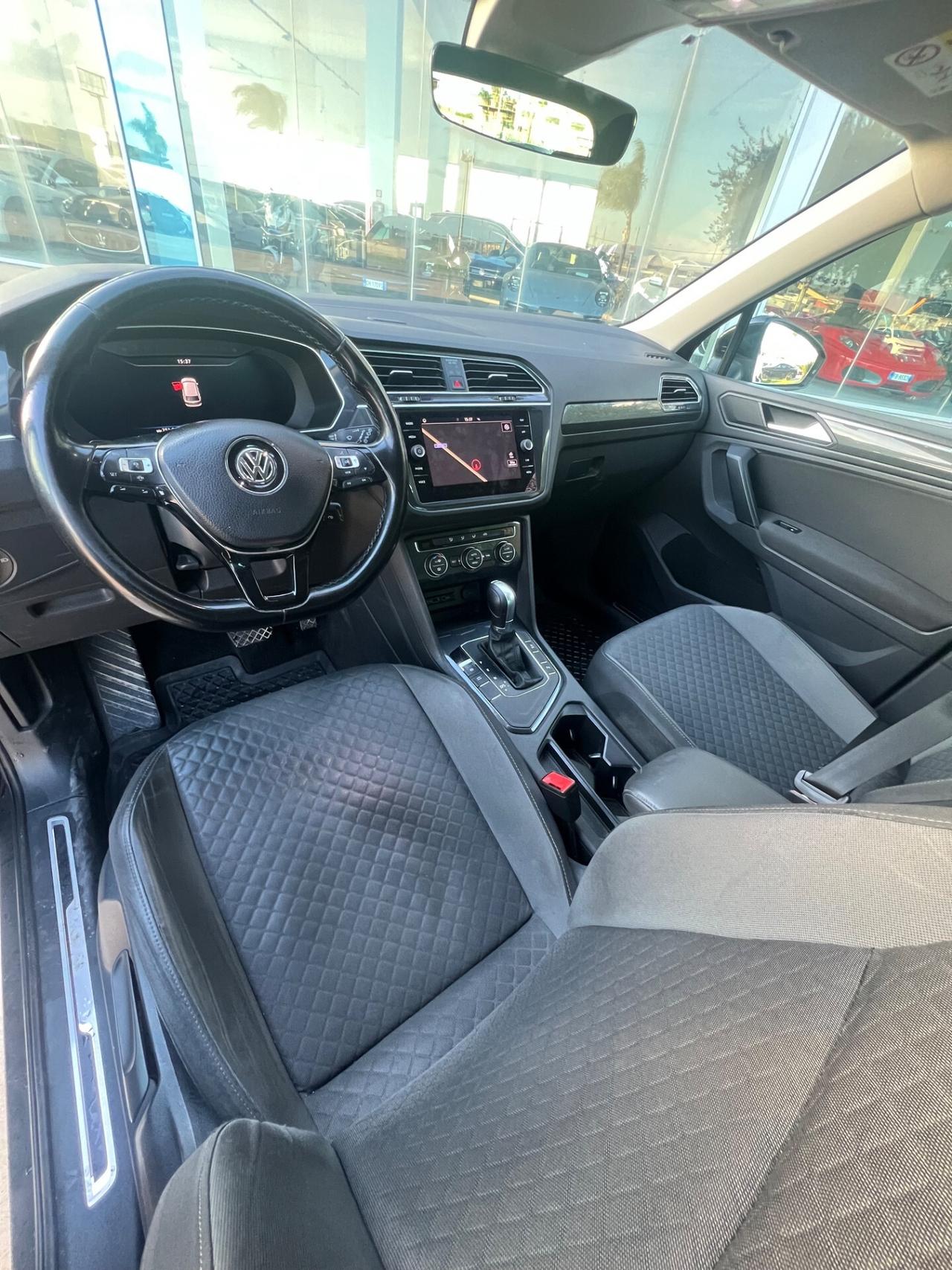 Volkswagen Tiguan 2.0 TDI SCR DSG Business BlueMotion Technology