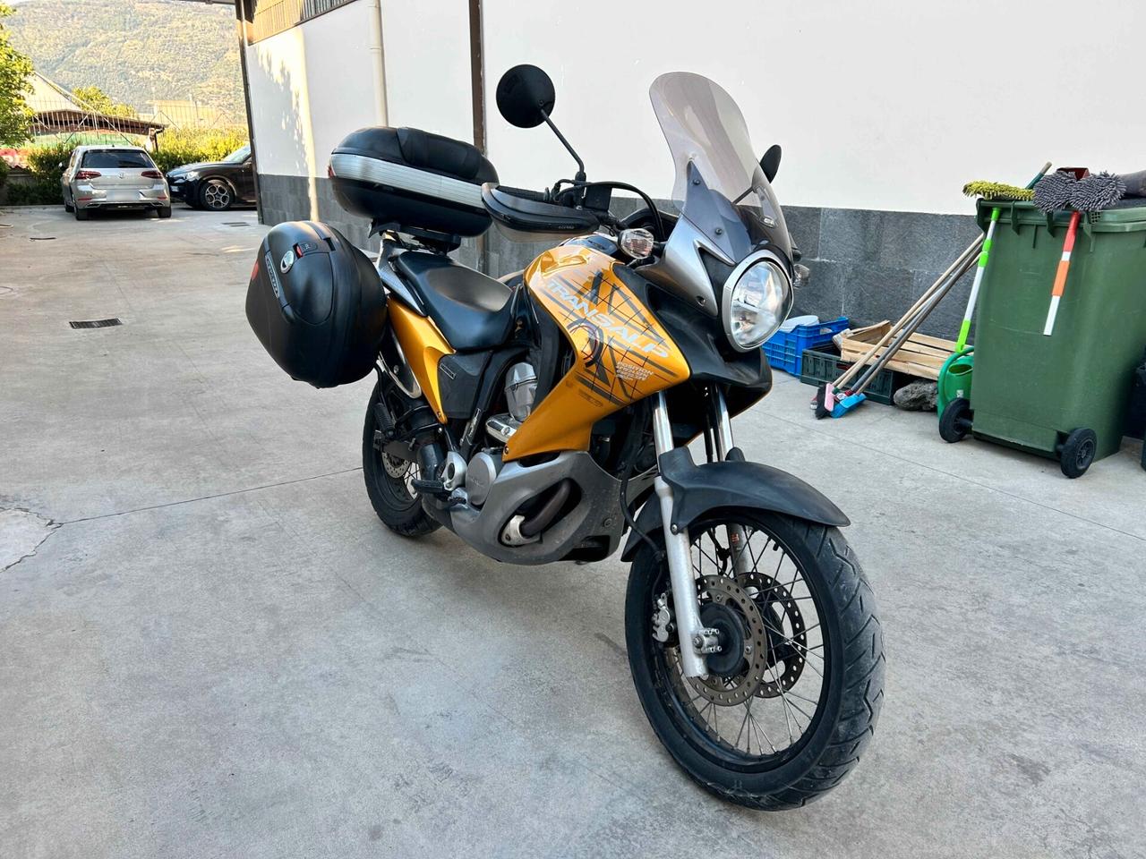 Honda Transalp XL 700 V - 2010