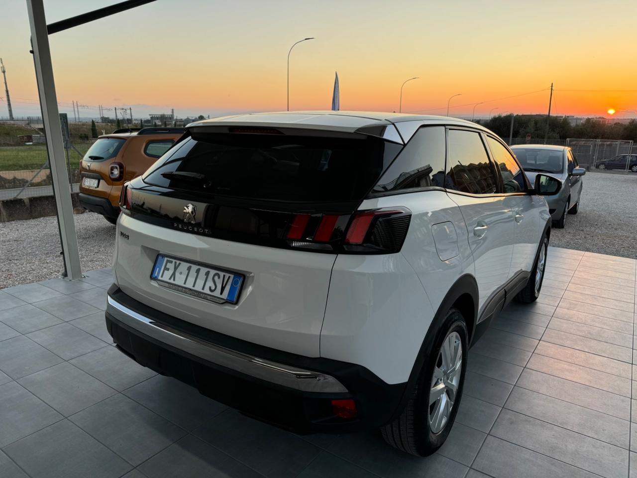 Peugeot 3008 BlueHDi 130 S&S Business