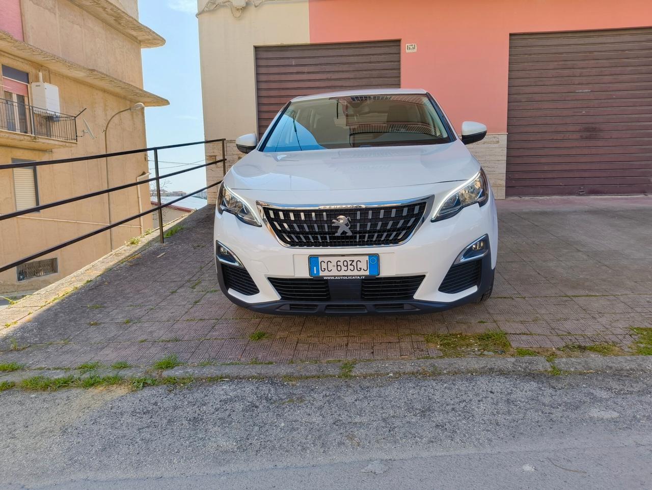 Peugeot 3008 BlueHDi 130 S&S Business