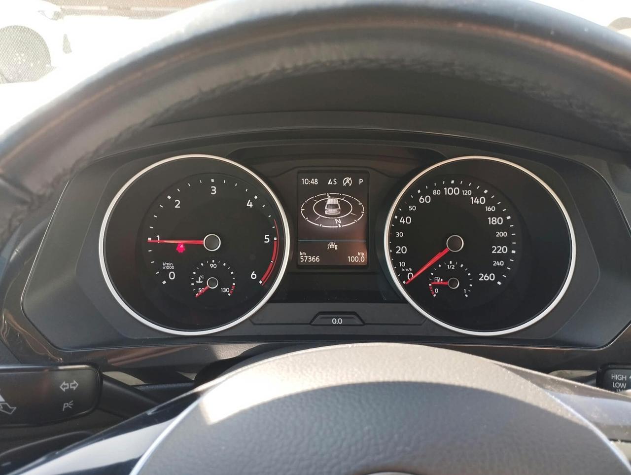 Volkswagen Tiguan 2.0 TDI SCR DSG 4MOTION Business BMT