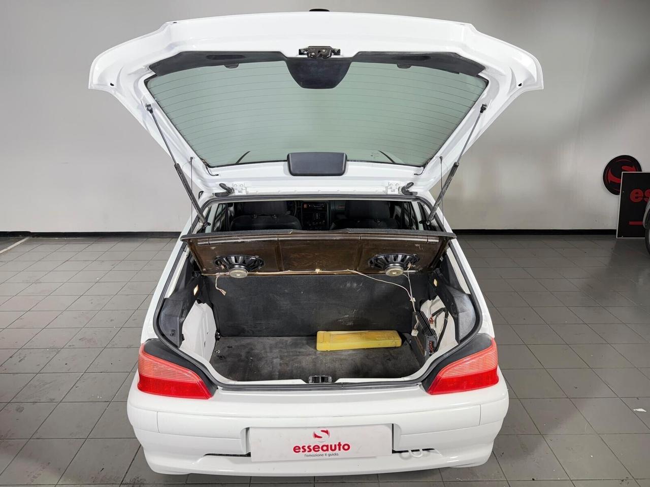 Peugeot 106 1.6i 8V cat 3 porte Rallye