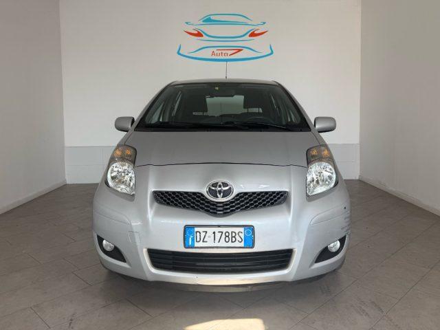 TOYOTA Yaris 1.0 5P LuXuRy Pack