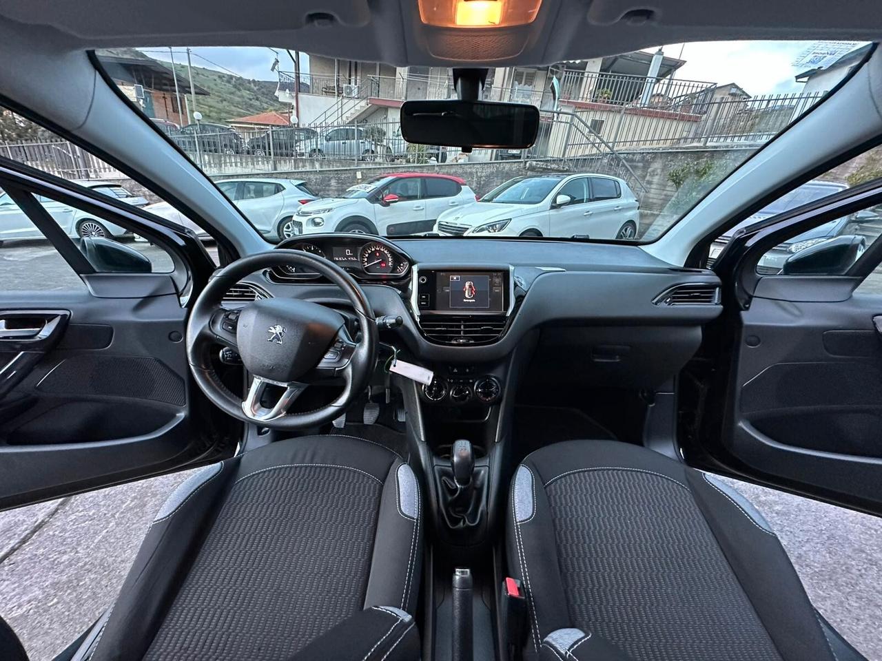 Peugeot 208 BlueHDi 75 5 porte Allure