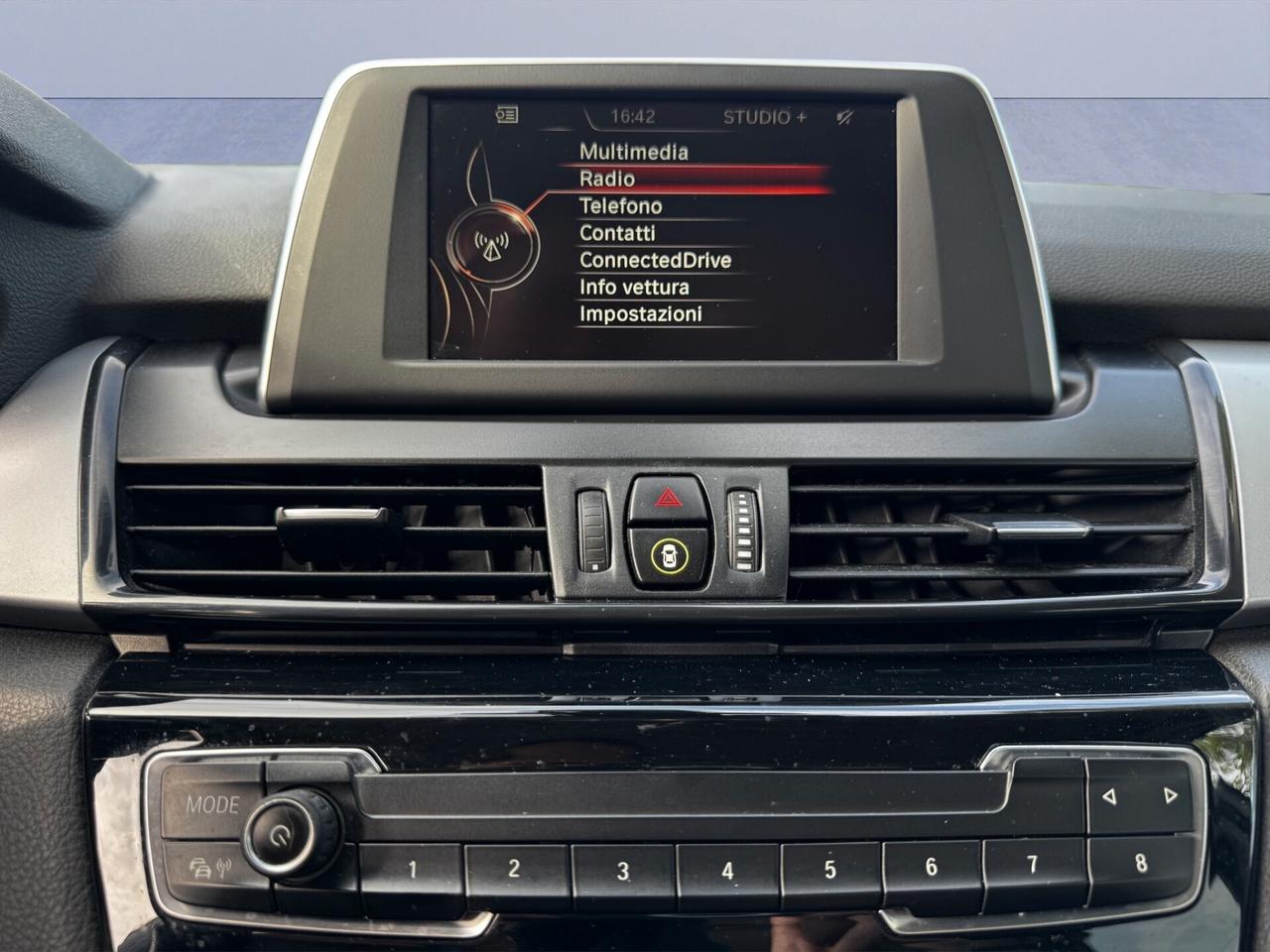 Bmw 218 218d Advantage Automatic My15
