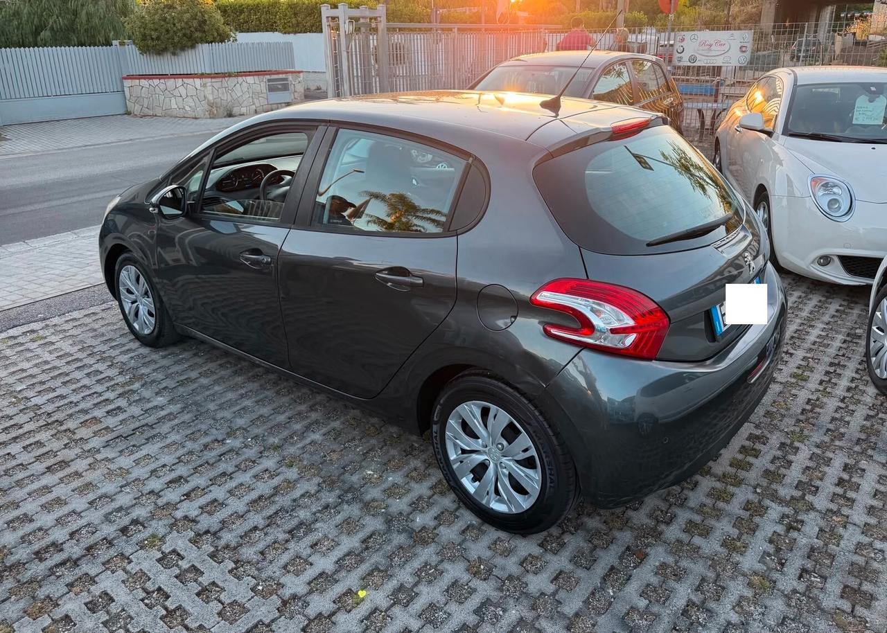 Peugeot 208 1.4 VTi 95 CV 5p. Allure-05/2013