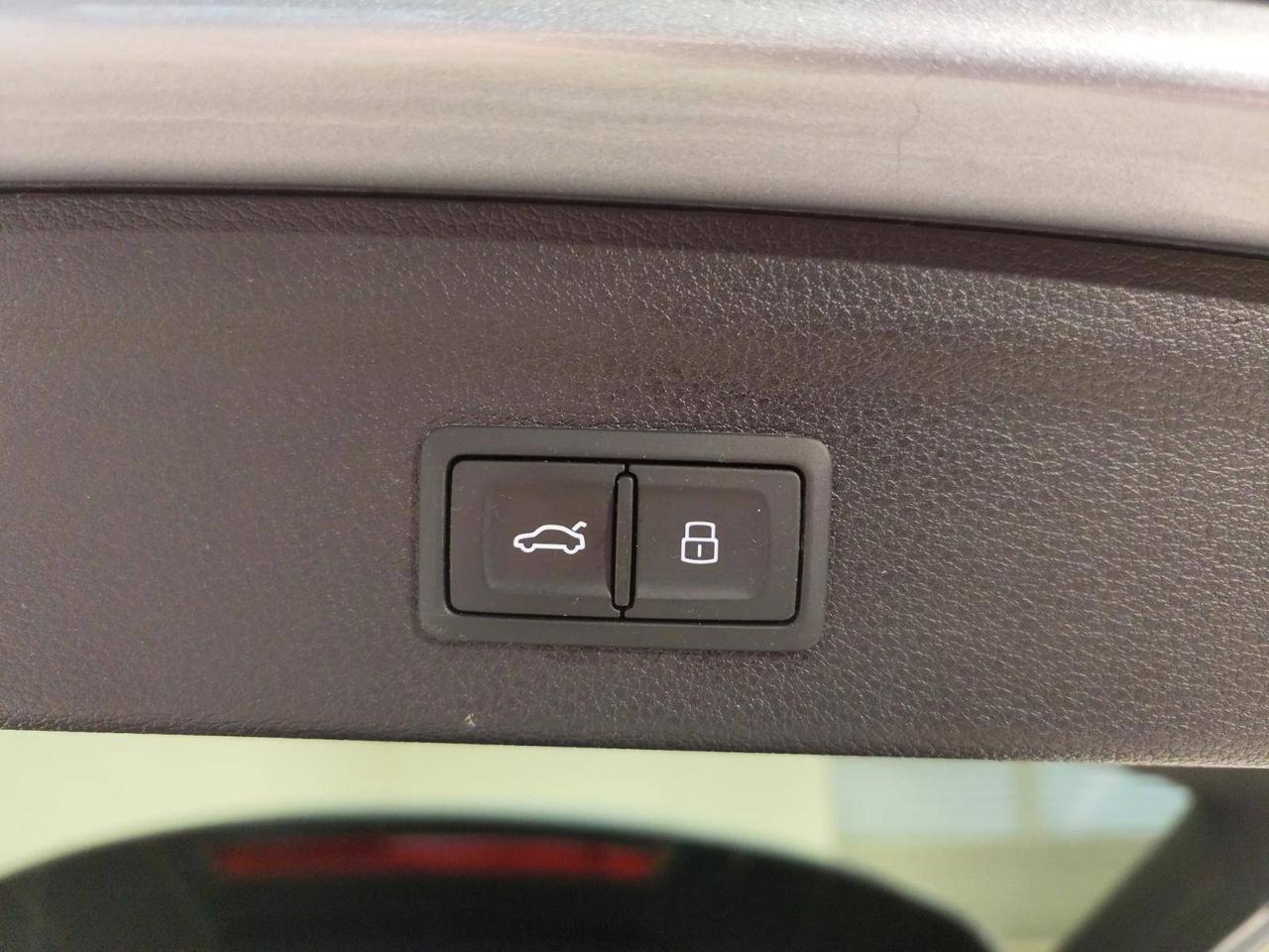 Audi Q3 35 2.0 tdi Business Advanced