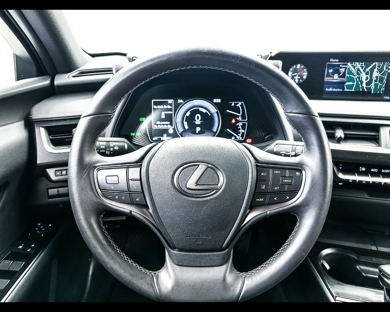 LEXUS UX - UX Hybrid 4WD Executive