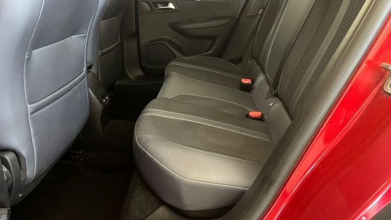 Peugeot 2008 II 2020 1.2 PureTech 130cv Allure S&S