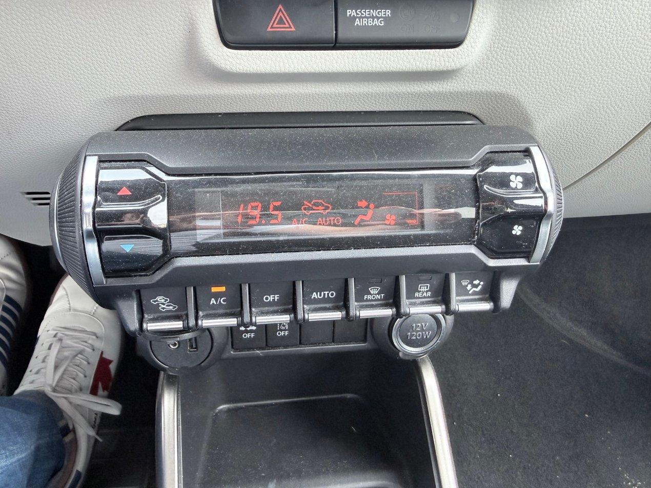 Suzuki Ignis 1.2h Top 2wd