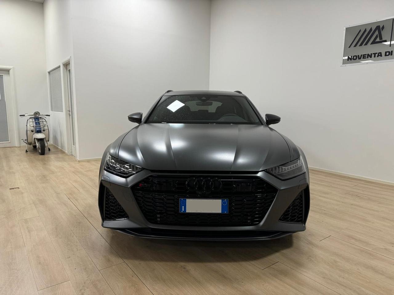 Audi RS6 RS 6 Avant 4.0 TFSI V8 quattro tiptronic Performance