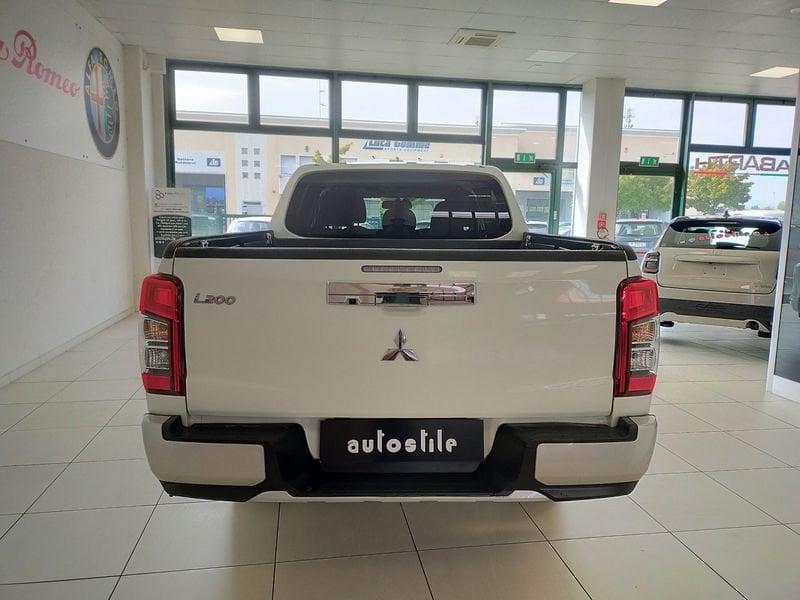 Mitsubishi L200 L200 2.3 D Double Cab 4x4 P2 Intouch Intense