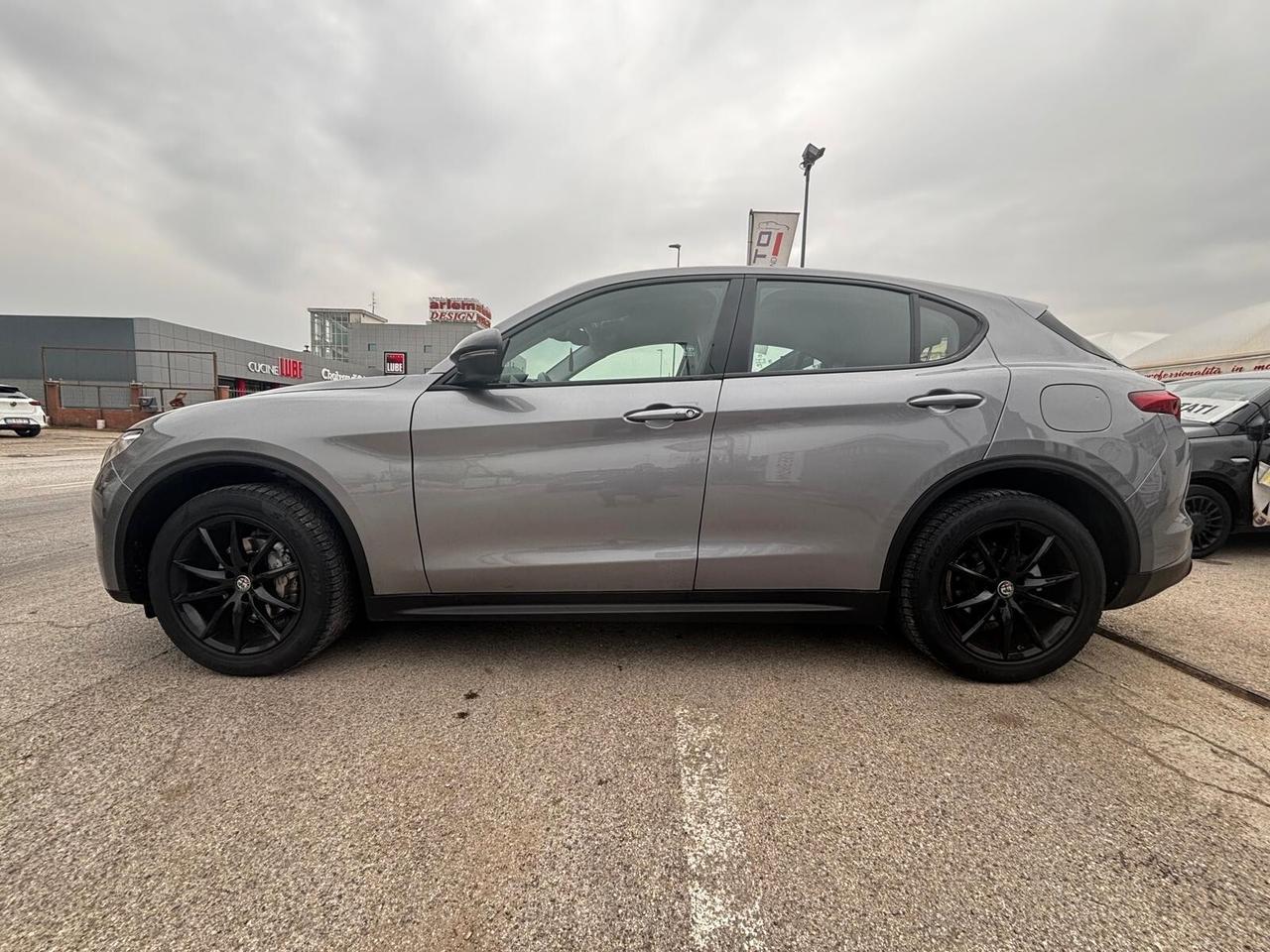 Alfa Romeo Stelvio 2.2 Turbodiesel 210 CV AT8 Q4 Executive