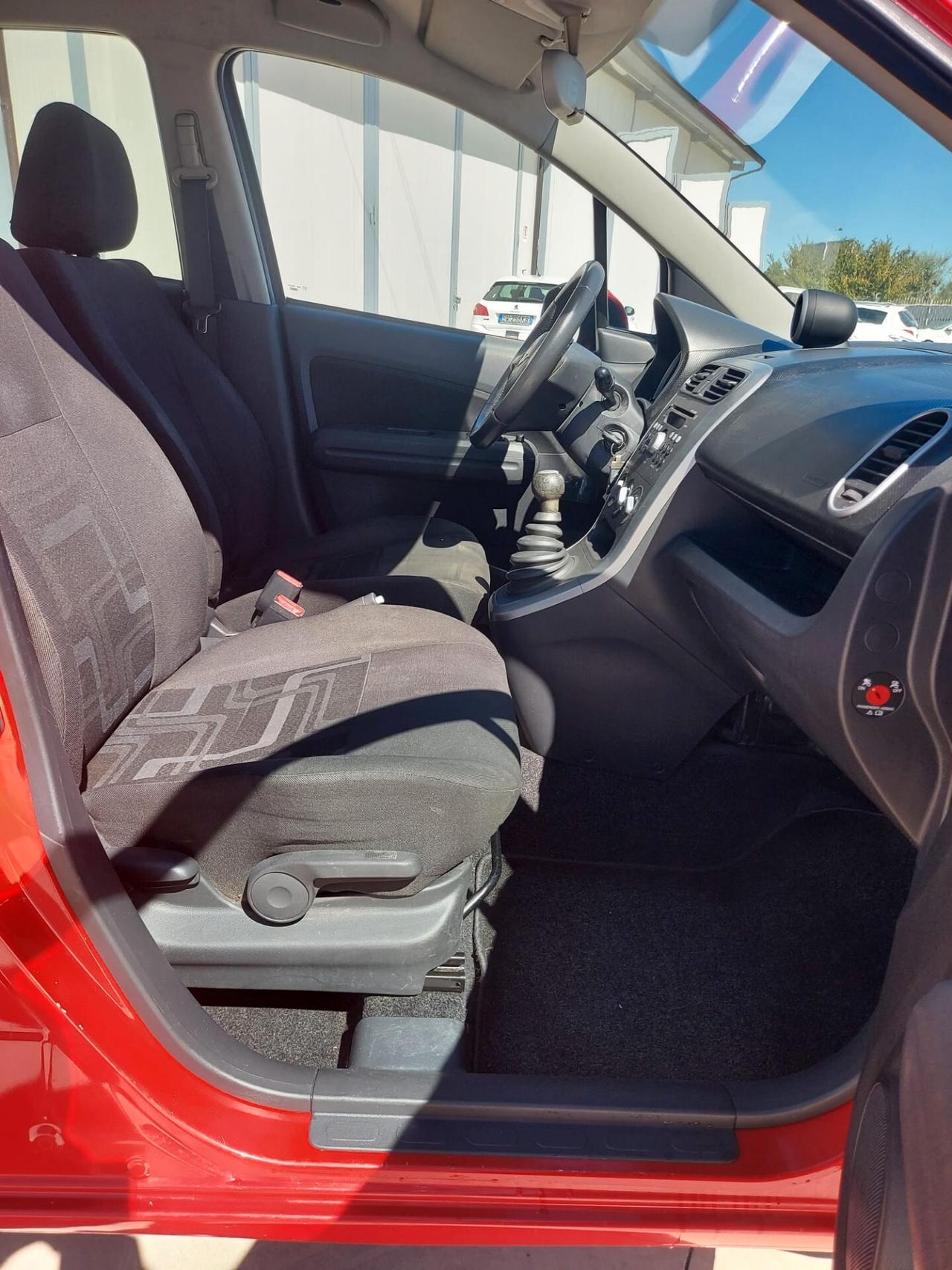 Suzuki Splash 1.0 GLS Style