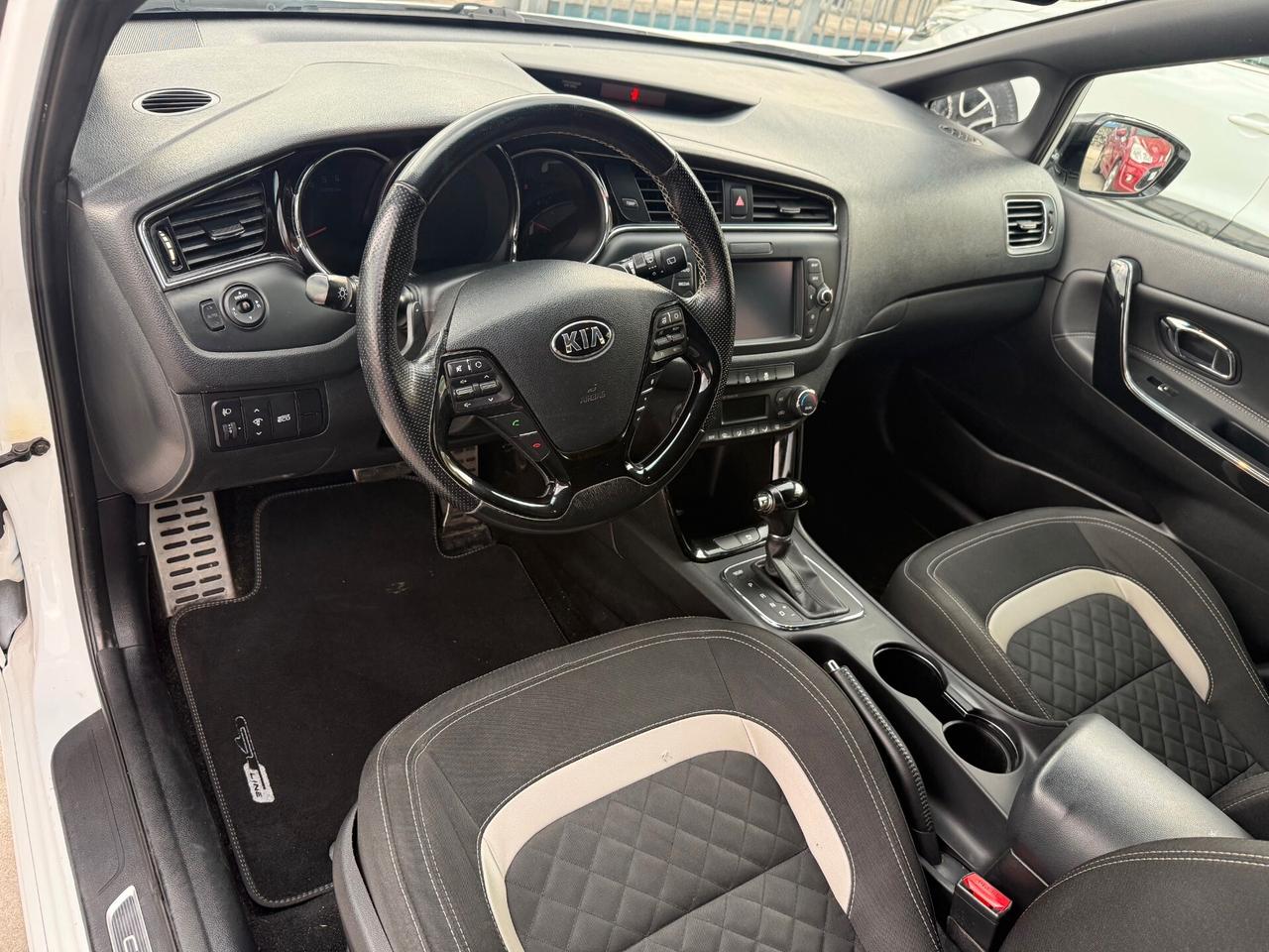 CEE'D GT-LINE AUTOMATICA 1.6 DIESEL 136CV 2016 174.500KM