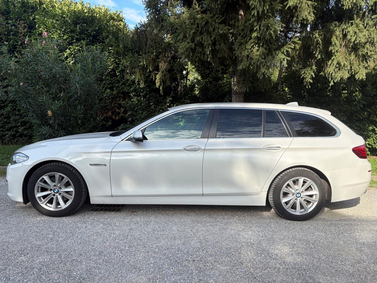 BMW 520d Touring Business 190cv auto EURO6